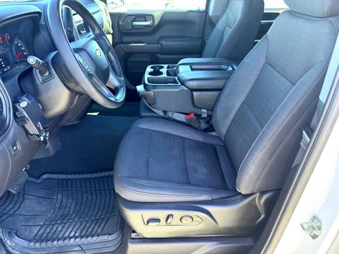 Used 2022 Chevrolet Silverado 1500 Custom image 11
