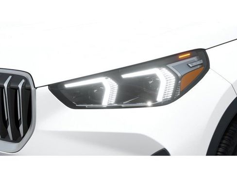 New 2026 BMW X1 xDrive28i w/ Convenience Package image 6