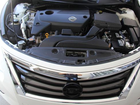 Used 2015 Nissan Altima 2.5 S w/ Power Driver Seat Package FWD image 30