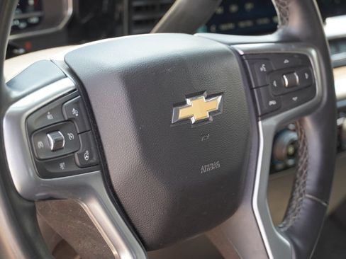 Used 2023 Chevrolet Silverado 1500 LT AWD/4WD image 25