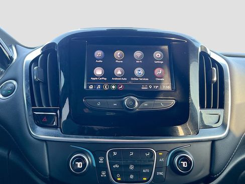 Used 2023 Chevrolet Traverse LT image 14