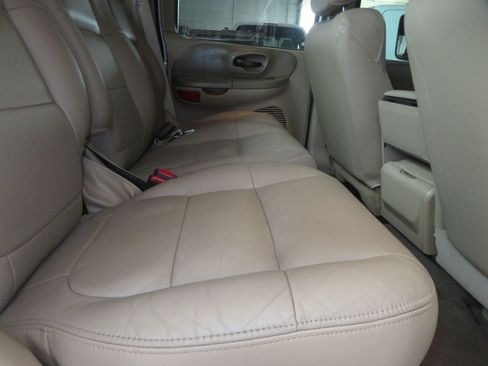 Used 2001 Ford F150 4x4 SuperCrew image 32
