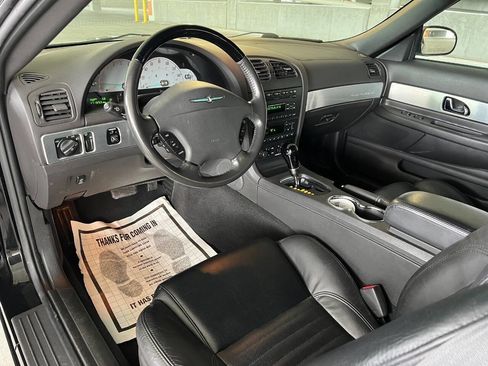 Used 2002 Ford Thunderbird RWD image 11