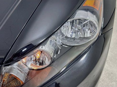 Used 2011 Honda Accord EX-L image 36