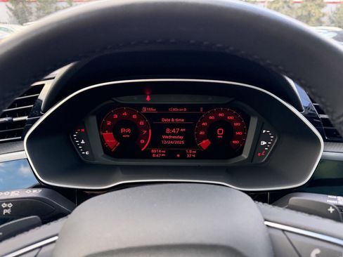 Used 2022 Audi Q3 2.0T Premium Plus w/ Premium Plus Package image 20