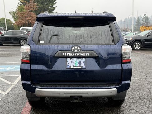 Used 2022 Toyota 4Runner TRD Off-Road Premium image 7