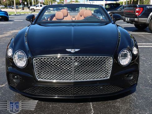 Used 2020 Bentley Continental GT image 8