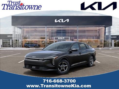 New 2026 Kia K4 LXS FWD image 1