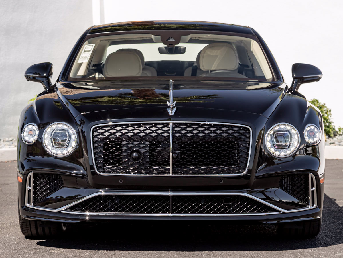 Used 2026 Bentley Flying Spur V8 AWD/4WD image 7