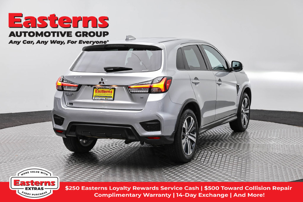 Used 2024 Mitsubishi Outlander Sport SE AWD/4WD image 6