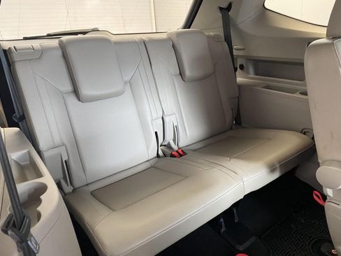Used 2019 Volkswagen Atlas SEL R-Line AWD/4WD image 13