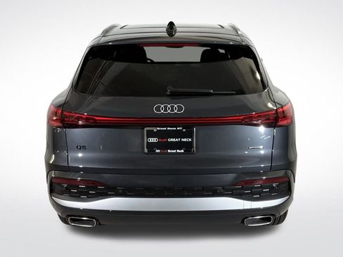 Used 2025 Audi Q5 2.0T Premium w/ Convenience Package image 23