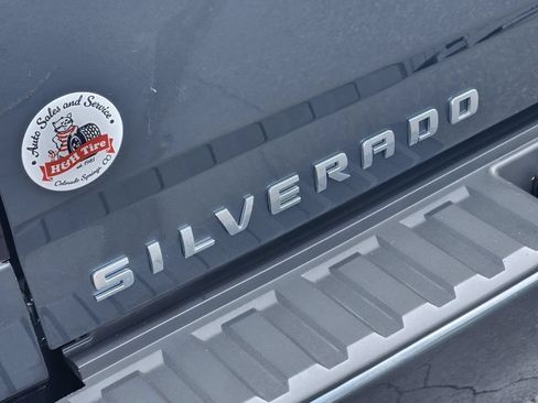 Used 2018 Chevrolet Silverado 1500 LT w/ All Star Edition AWD/4WD image 14