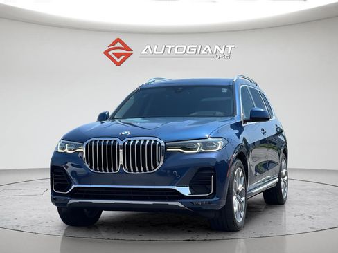 Used 2020 BMW X7 xDrive40i w/ Cold Weather Package image 13