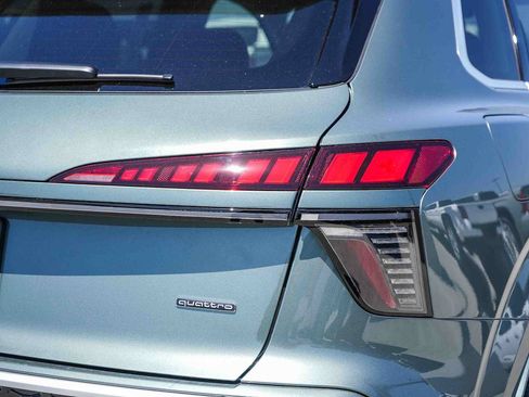 New 2026 Audi Q3 quattro 2.0T AWD/4WD image 11