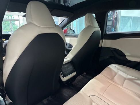 Used 2021 Tesla Model S Plaid AWD/4WD image 20