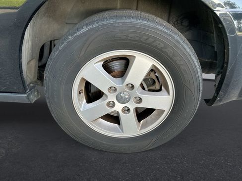 Used 2010 Dodge Grand Caravan SXT FWD image 10