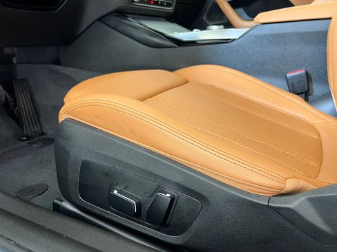 Used 2024 BMW 230i Coupe w/ Convenience Package image 12