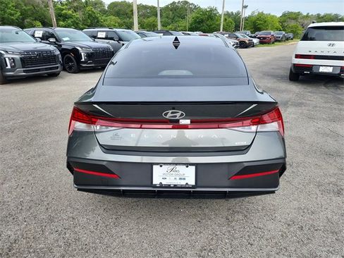 New 2025 Hyundai Elantra SEL w/ Cargo Package image 4
