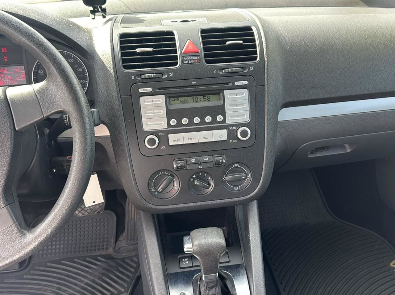 Used 2009 Volkswagen Jetta S FWD image 10