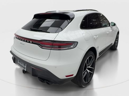 Used 2024 Porsche Macan w/ Premium Plus Package AWD/4WD image 7