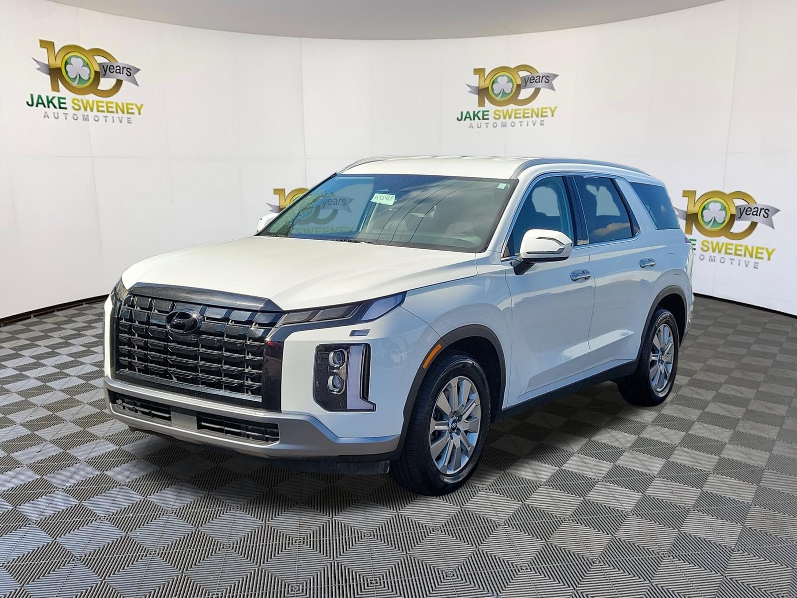 Used 2024 Hyundai Palisade SEL FWD image 3
