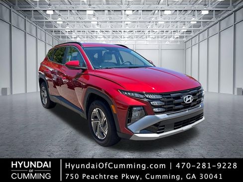 Used 2025 Hyundai Tucson Blue AWD/4WD image 1