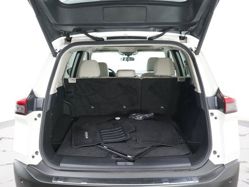 Used 2023 Nissan Rogue SV w/ SV Premium B Package AWD/4WD image 15