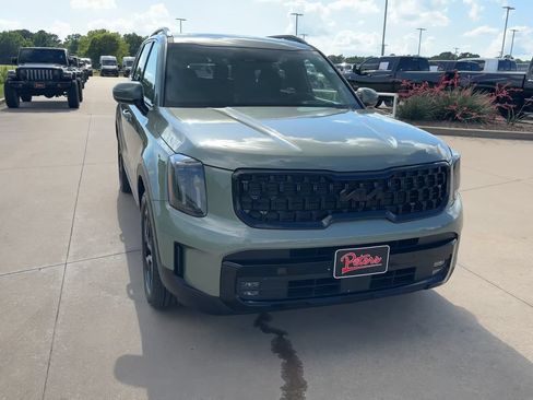 Used 2025 Kia Telluride SX Prestige X-Line AWD/4WD image 4