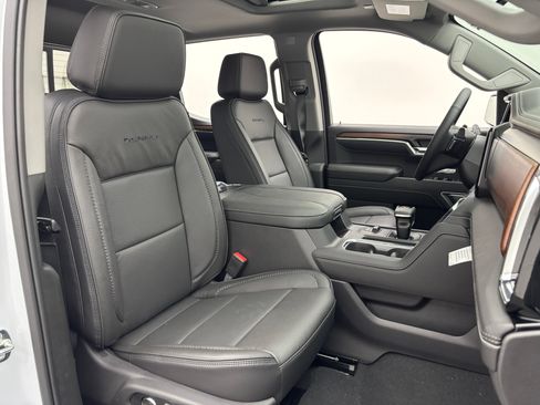 New 2026 GMC Sierra 1500 Denali w/ Denali Reserve Package AWD/4WD image 37