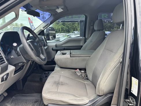Used 2017 Ford F350 XL w/ STX Appearance Package AWD/4WD image 10