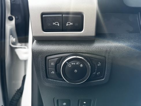 Used 2022 Ford F250 Lariat w/ Lariat Ultimate Package image 9