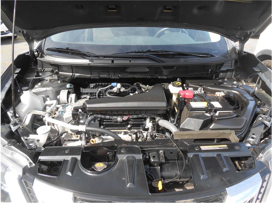 Used 2017 Nissan Rogue SV AWD/4WD image 14