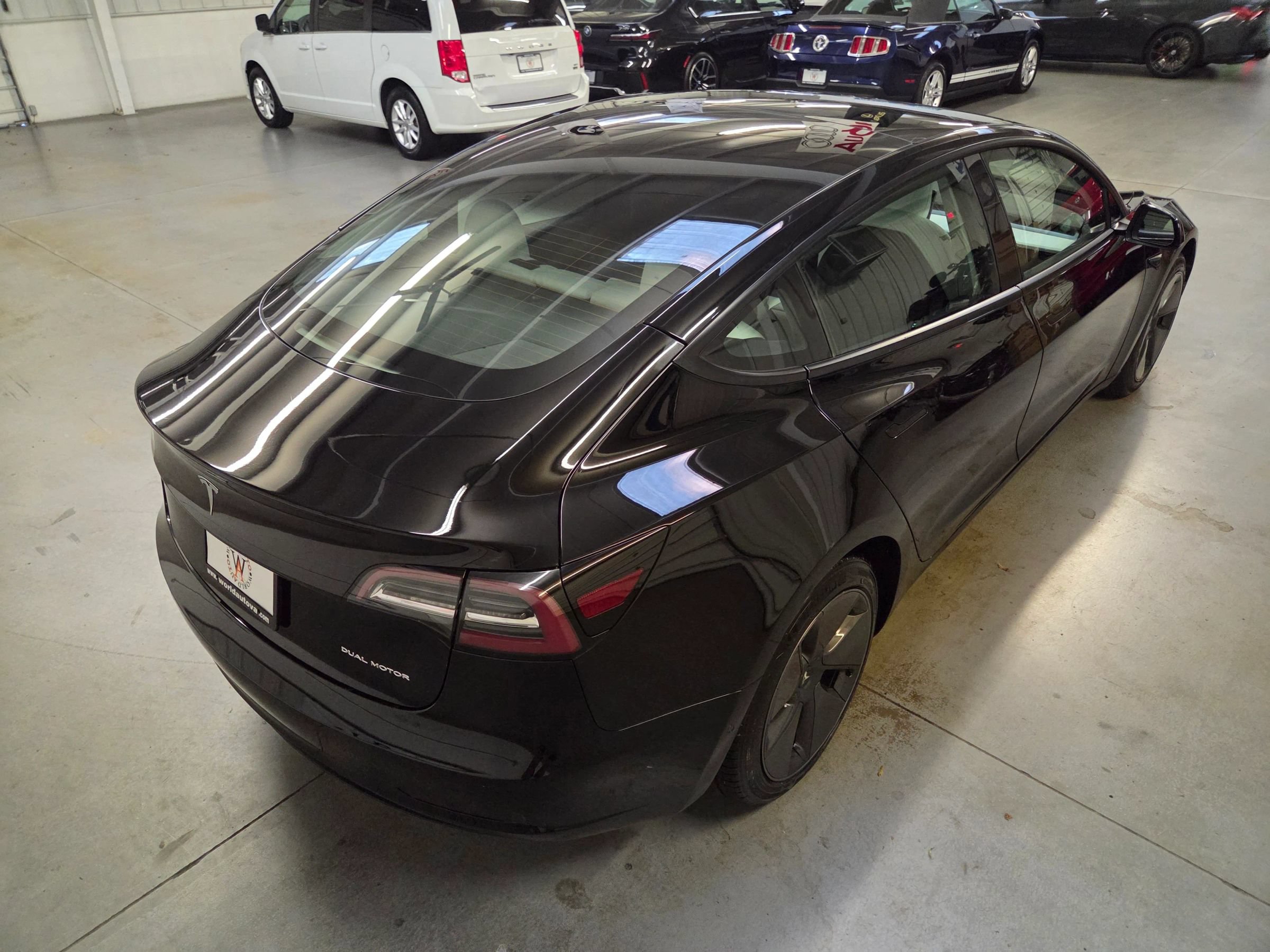 Used 2022 Tesla Model 3 Long Range AWD/4WD image 7