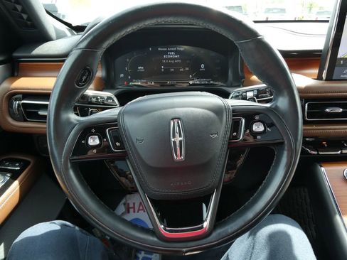 Used 2020 Lincoln Aviator Reserve w/ Equipment Group 202A AWD/4WD image 39