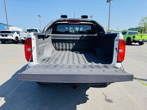 Used 2019 Chevrolet Colorado ZR2 w/ ZR2 Dusk Special Edition image 43