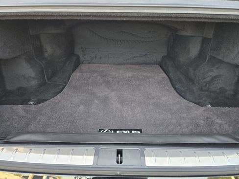 Used 2024 Lexus LS 500 image 43