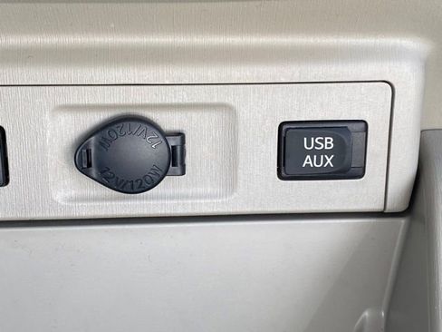 Used 2013 Toyota Prius V Five FWD image 22