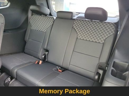 Used 2024 GMC Acadia Denali w/ LPO, Floor Liner Package image 15