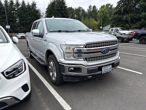 Used 2018 Ford F150 Lariat w/ Equipment Group 502A Luxury AWD/4WD image 2
