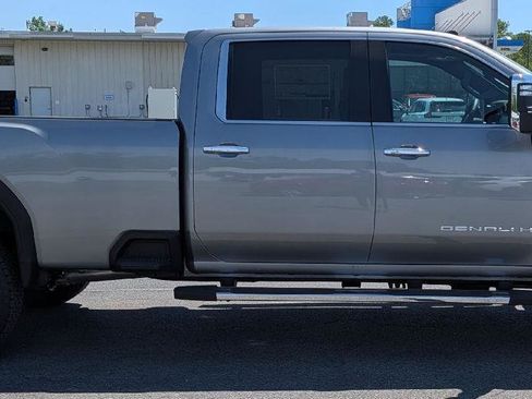 New 2026 GMC Sierra 3500 Denali w/ Denali Reserve Package AWD/4WD image 6