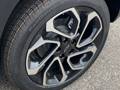 New 2026 Chevrolet Trax RS FWD image 27
