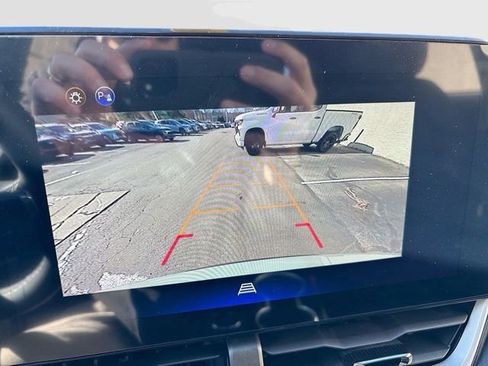 New 2026 Chevrolet Equinox LT w/ Convenience Package II image 3