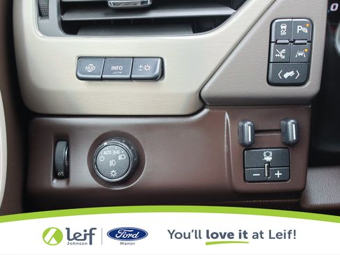 Used 2019 GMC Yukon XL Denali w/ Open Road Package image 17