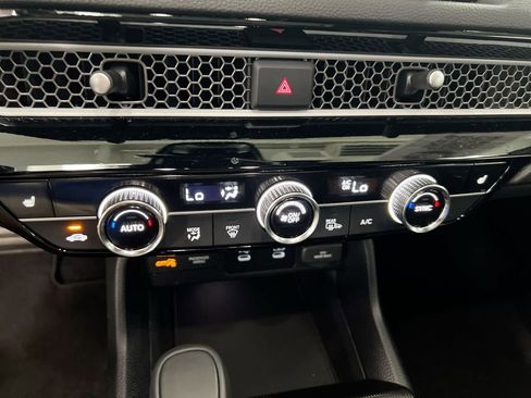Used 2025 Honda Civic Sport image 16
