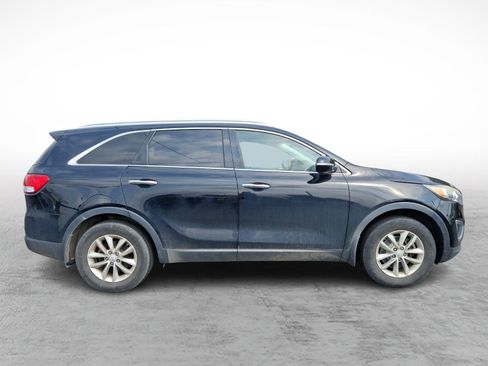 Used 2016 Kia Sorento FWD w/ LX Convenience Package image 6
