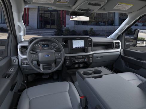 New 2025 Ford F450 XL w/ XL Chrome Package image 9