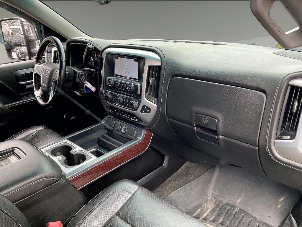 Used 2017 GMC Sierra 1500 SLT w/ SLT Premium Package AWD/4WD image 13