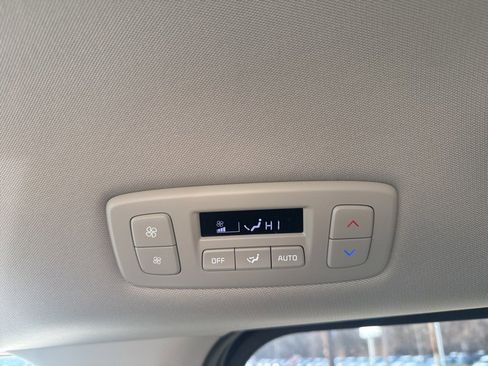 New 2026 Kia Carnival LXS image 24