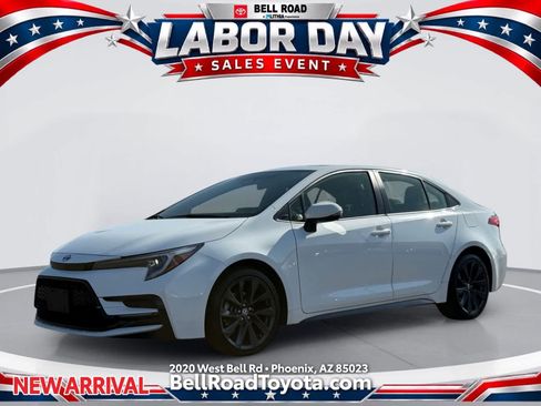 Used 2023 Toyota Corolla SE w/ SE Package FWD image 1